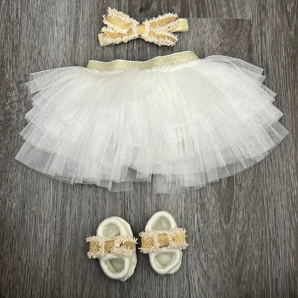 Newborn Photoshoot Outfit